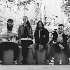 EXPRESSO : THE SKINTS